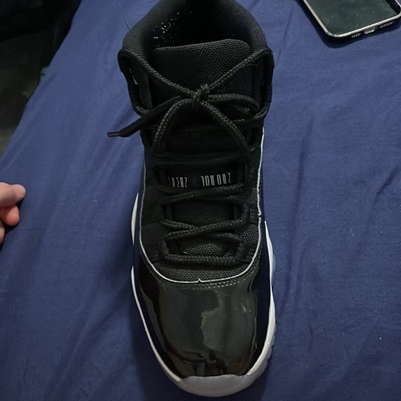 Size 10 Jordan space Jams new / used - Picture 4 of 7